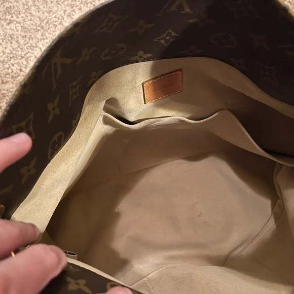 ❤️❤️❤️Louis Vuitton Artsy MM. EXCELLENT CONDITION - Picture 10 of 16